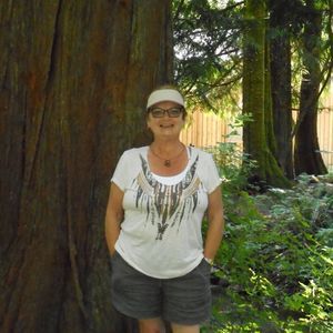 Meet your Posher, Julia